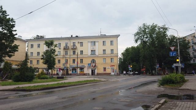 Великий Новгород от вокзала до центра города: транспорт, Кремль, Волхов, Витославицы смотреть онлайн