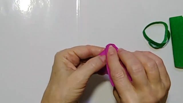 Букет из конфет в Коробке. своими руками||цветы из КОНФЕТ на День матери День учителя.в детсад. diy смотреть онлайн