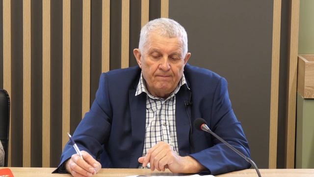 Политинформация. Почему Чулпан Хаматова уехала из России? Хатынь и анти-Россия. смотреть онлайн