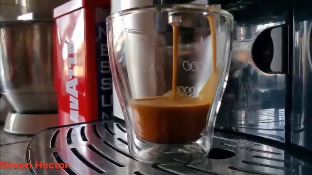 De'Longhi Magnifica ESAM 3200.S Kaffeevollautomat mit Milchaufschäumdüse смотреть онлайн