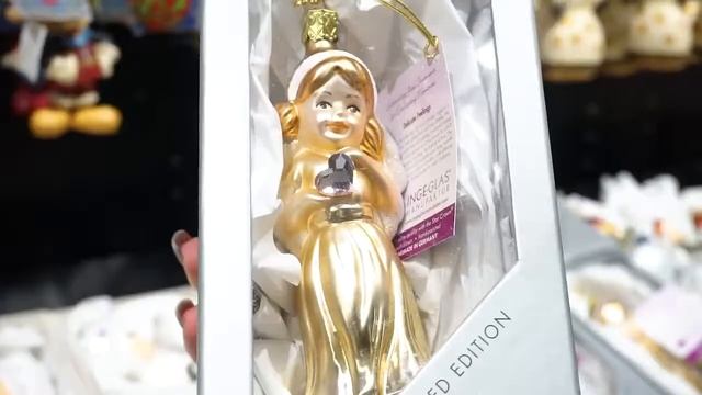 Удивительная новогодняя ярмарка Creative Mall в Днепре смотреть онлайн