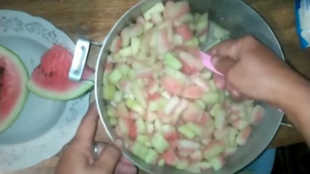 Варим варенье из ?арбузных шкурок. смотреть онлайн