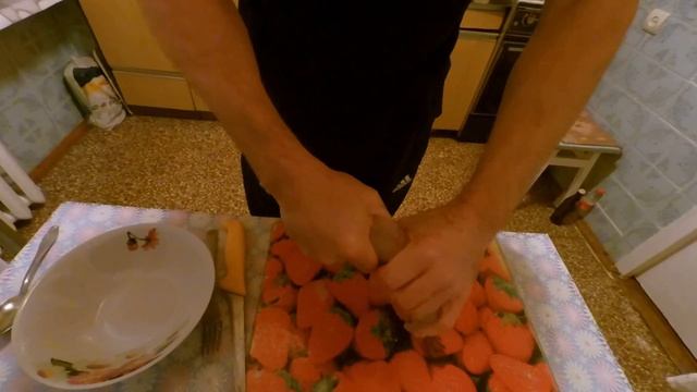 Как снять шкуру с щуки. Поймал рыбу умей готовить. смотреть онлайн