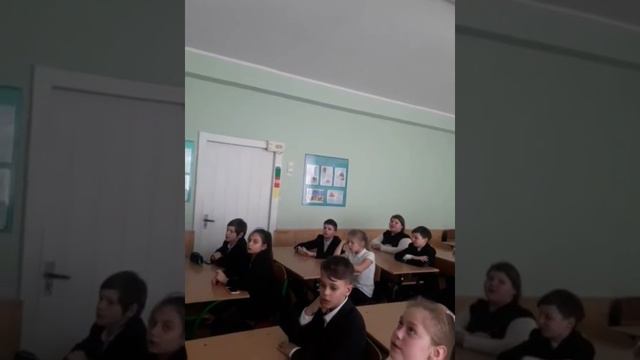 В школе дети поют смотреть онлайн