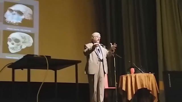 С. Савельев. Хуже эволюция пошутить не могла.mp4 смотреть онлайн