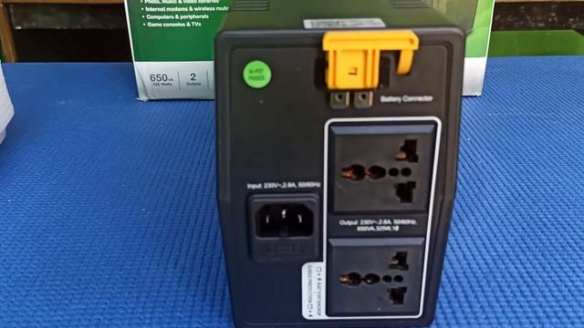APC Back-UPS 650 Unboxing
