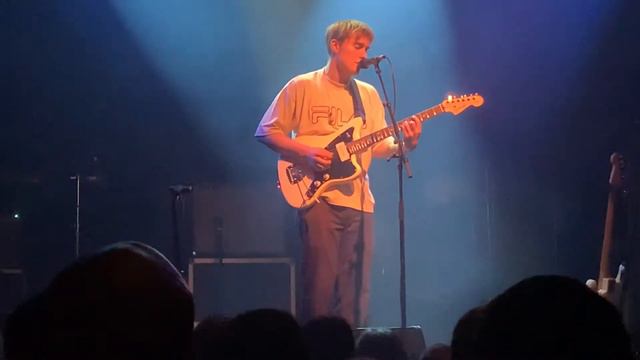 Sam Fender - Leave Fast in Doornroosje Nijmegen смотреть онлайн