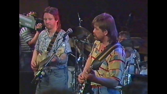 Jukka Syrenius Band -Live- смотреть онлайн