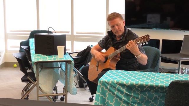 Mike Mccall, Spanish Guitarist - Cancion Del Mariachi