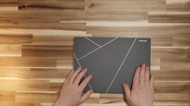 ASUS Zenbook S 13 OLED - Unboxing & First Impressions - Ultra Portable With Its Looks! смотреть онлайн