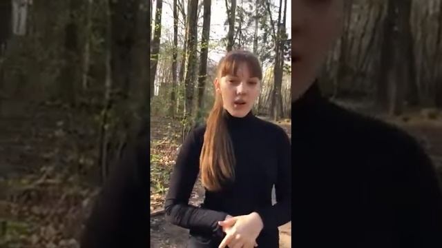 Закревская Алена читает стихотворение Петра Давыдова «Подряд уходят ветераны» смотреть онлайн