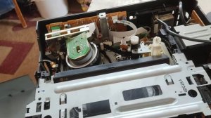 После восстановления втулки  видеомагнитофона Panasonic P05