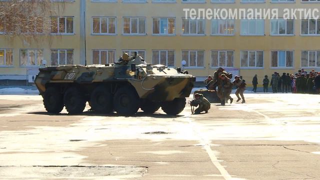 Торжественные залпы смотреть онлайн