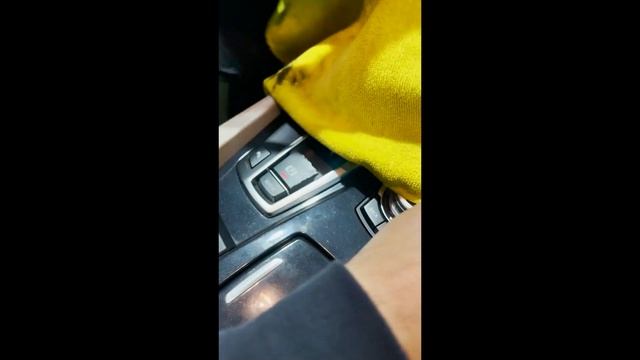 BMW  5 SERIES F10 F11 F18 | HANDBRAKE BUTTON REPLACEMENT DIY