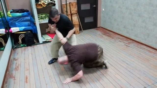 Система "СВ" Москва - Выход из захвата, рычаг на локоть_04.2018 смотреть онлайн