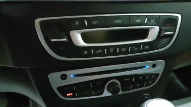 Renault Megane '2011 смотреть онлайн