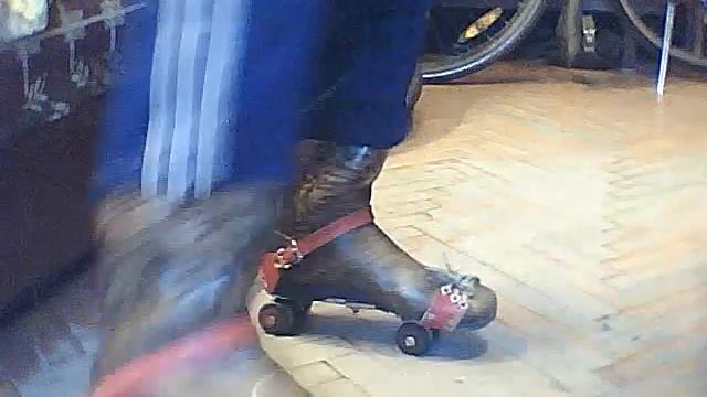 Роликовые коньки на резиновые сапоги смотреть онлайн