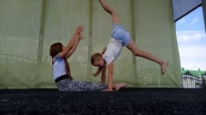 ГИМНАСТИЧЕСКИЙ ФОТО ЧЕЛЛЕНДЖ//ЧЕМ ЗАНЯТЬСЯ С ПОДРУГОЙ КОГДА СКУЧНО