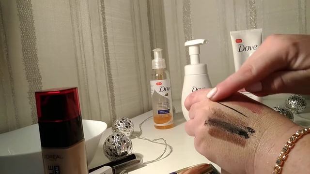 Тест мицеллярного геля с маслами от Dove смотреть онлайн