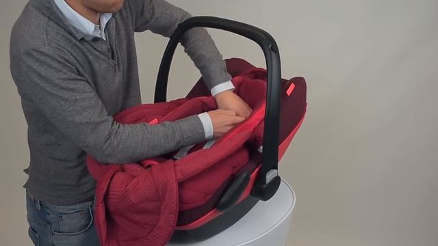 Maxi-Cosi | How to install the Footmuff Pebble and Pebble Plus baby car seat смотреть онлайн