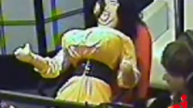 В эфире: Блондинка без трусиков Energy (NRJ) смотреть онлайн