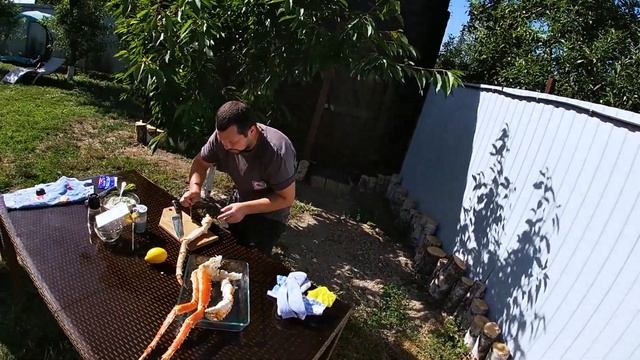 Готовим фаланги Камчатского краба на гриле по ресторанному рецепту!!! смотреть онлайн