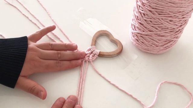 EASY MACRAME PROJECT - DIY Macrame Teether смотреть онлайн