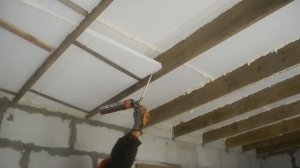 Как надежно утеплить крышу и потолок своего дома