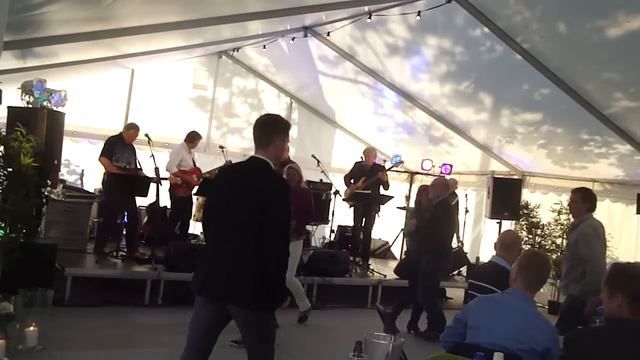 Elektrosjokk Live 2012-06-07 proud Mary.MP4 смотреть онлайн