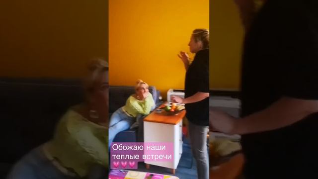 Дневник феи 25.03.2023.Маленький кусочек из сегодняшней уютной встречи.Круг силы. Обожаю это все! смотреть онлайн