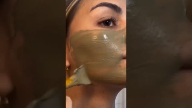 the viral clay mask! ? смотреть онлайн