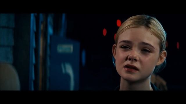 Super 8 Train Crash HD смотреть онлайн