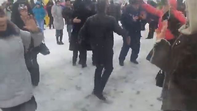 танцы празник Наурыз смотреть онлайн
