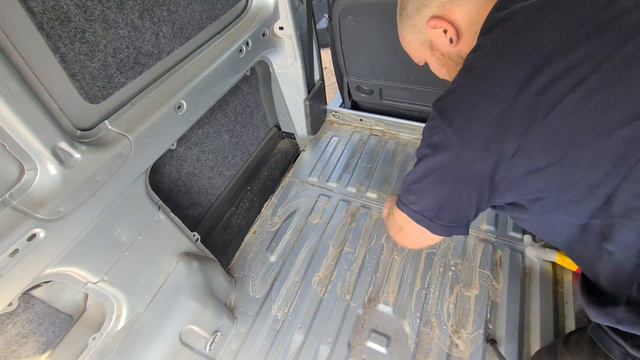 TURNING MY VAN INTO A MICRO CAMPER |PEUGEOT PARTNER смотреть онлайн