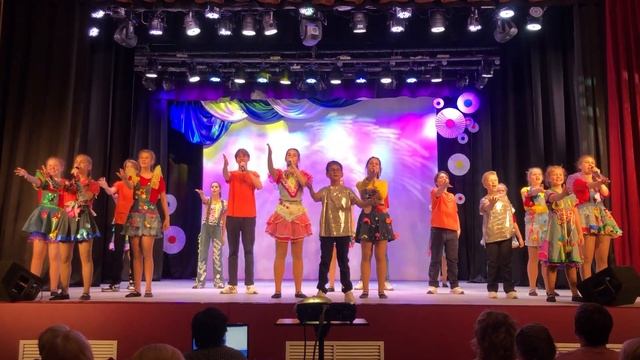 видео Камертон Лучик,Краснотурьинск, Морова, Васильева, День учителя, 04 102022 смотреть онлайн