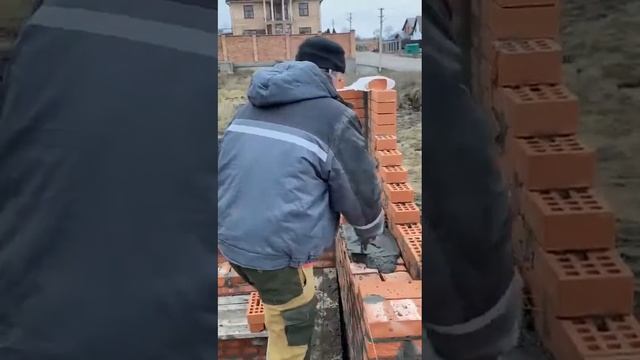 кладка забутовочного кирпича у Надо от Олега!!!