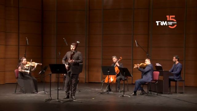 A. VIVALDI: Bassoon Concerto in A minor RV 498 смотреть онлайн