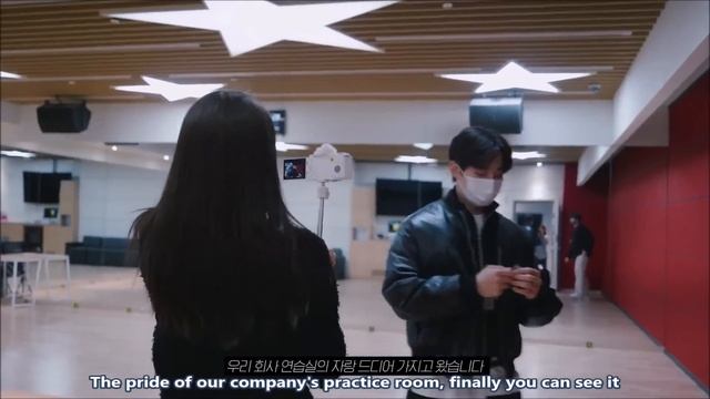 YOONA AND JUNHO BEHIND THE SCENES FOR GAYO DAEJEJEON STAGE смотреть онлайн