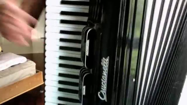 Godfather Waltz by Nino Rota - Tutorial on playing the song on accordion смотреть онлайн