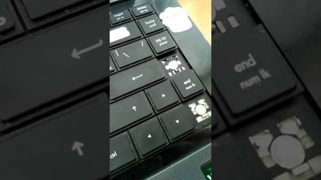 Как вставить кнопку в клавиатуру ноутбука за 1 минуты? смотреть онлайн