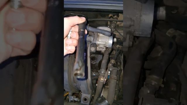 Renault clio 2010 1.2 spark plugs replacement part 3 смотреть онлайн