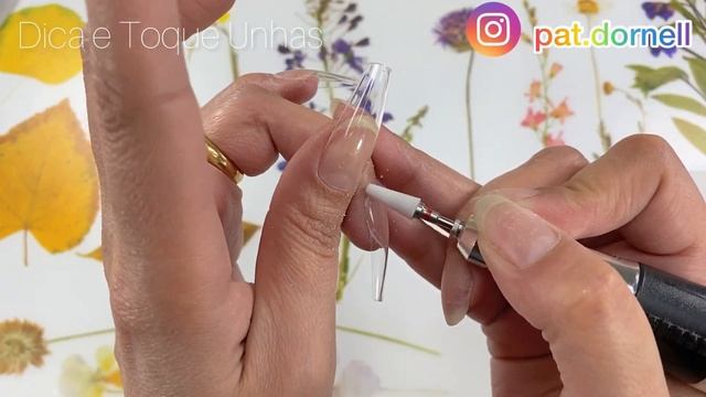 Unhas usando tips, coladas com gel, com decoração simples e fácil/ Solid nail tips gel BORN PRETTY смотреть онлайн