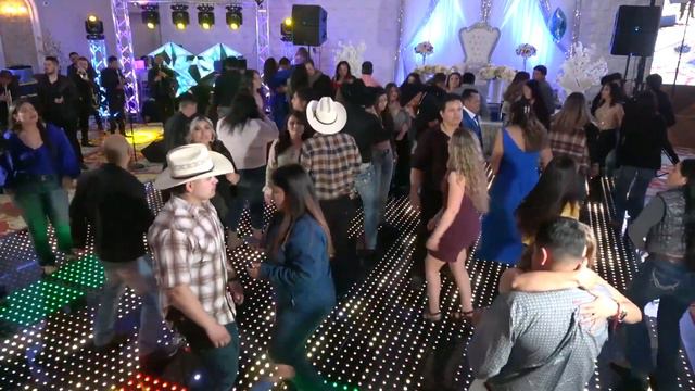 Suzie Amador Quincenera dance floor смотреть онлайн