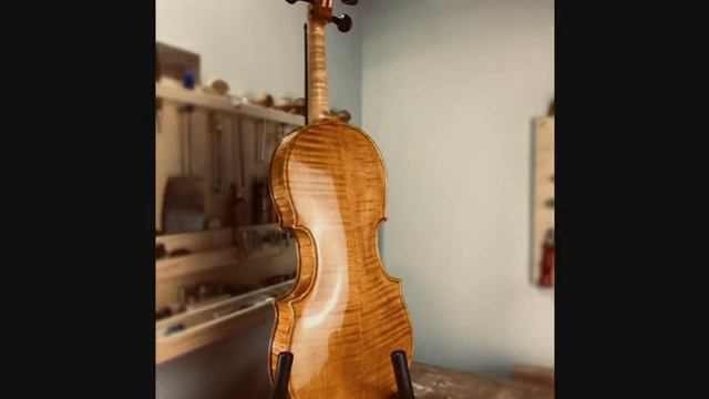 Звучание мастеровой скрипки A.Dmitrieff.2019121. смотреть онлайн