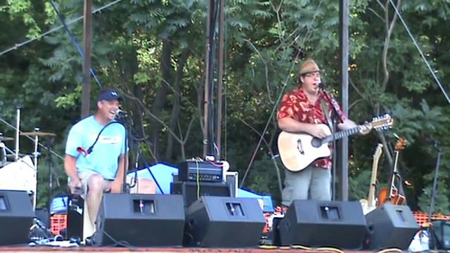 Brown Eyed Girl Cover by Burn N' Bush - Petunia Festival 7-3-2011 смотреть онлайн