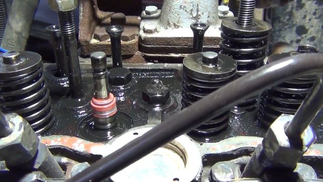 Замена сальников клапанов Д-245 без снятия ГБЦ и мелкий ремонт. смотреть онлайн