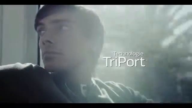 Casque BOSE à réduction de bruits QuietComfort® 20 // ESPACE BOSE® Paris // www.frequencepro.net смотреть онлайн