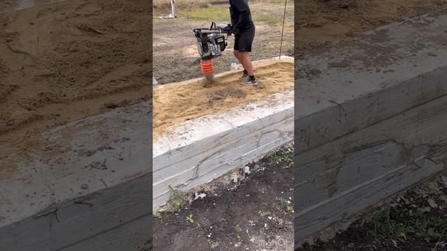 Полы по грунту , обратная засыпка песком , канализации и ввод коммуникаций. смотреть онлайн