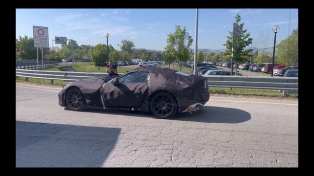 Ferrari 812 Superfast Replacement Spied In Production Form! смотреть онлайн