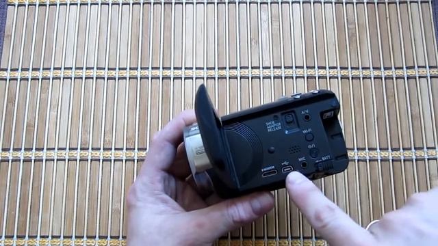 Обзор видеокамеры Panasonic HC V720M смотреть онлайн